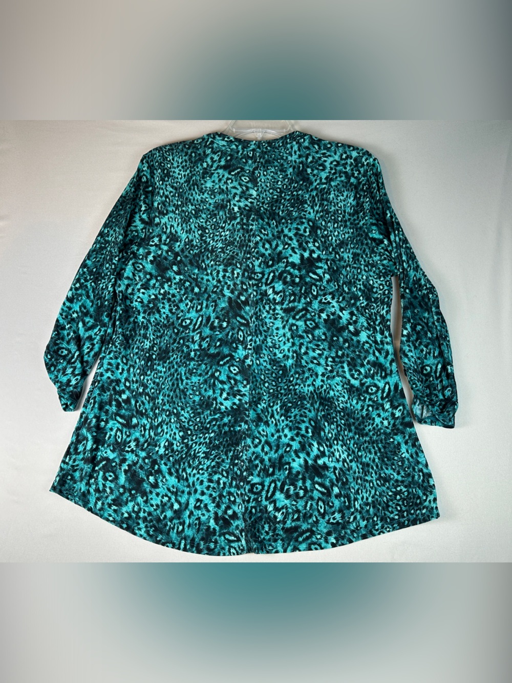 Notations Women’s Teal Button Front Blouse Shirt Top V-Neck - Picture 5 of 5
